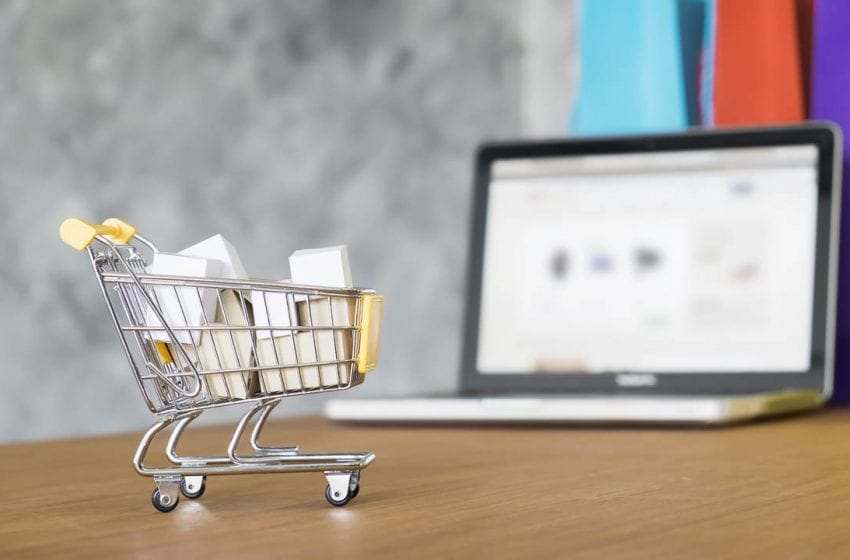  +18% per la pubblicità sugli e-commerce, l’indagine Warc