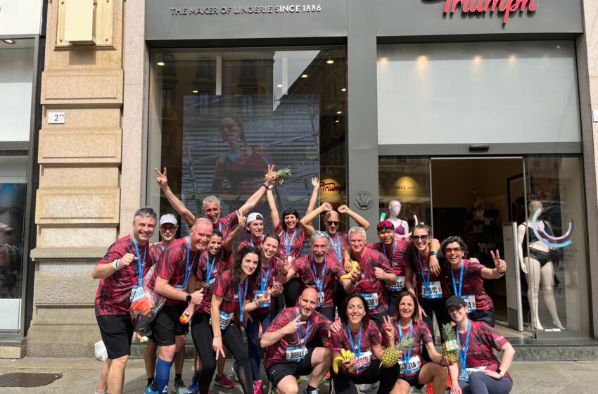  Triumph Italia e WeWorld hanno corso Insieme la Milano Marathon per la Libertà delle Donne